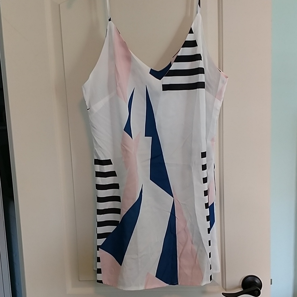 🌷4 for $20 Adorable camisole